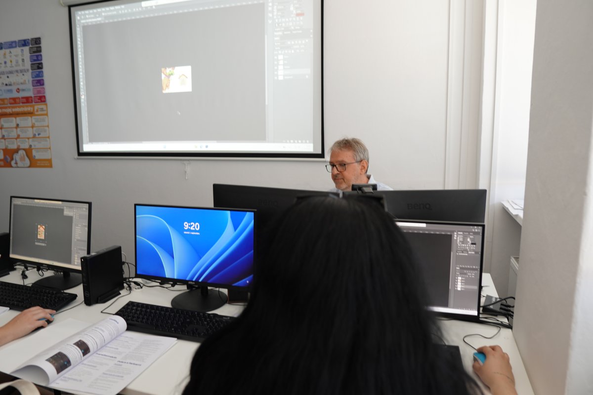 Foto z kurzu Adobe Photoshop I. pre začiatočníkov - úprava a retuš fotografií, grafický dizajn, práca s vrstvami, výroba reklamných materiálov a profesionálne spracovanie obrazu