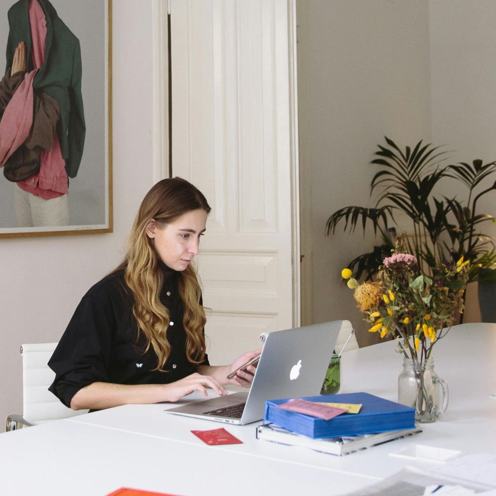 Práca Asistent (v administratíve), poradenstvo pre pracovné ponuky Asistent (v administratíve)